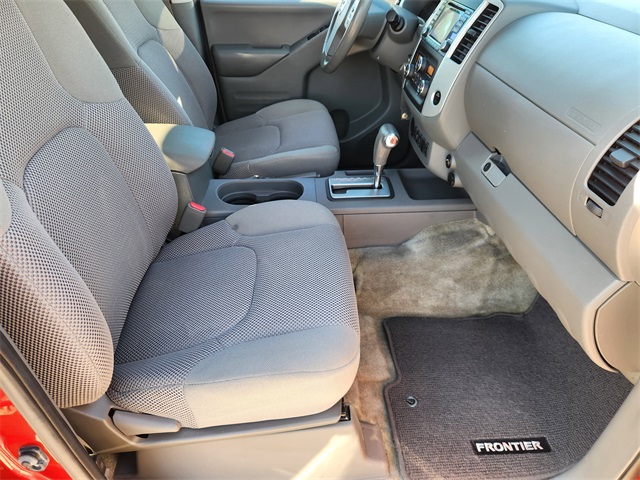 2017 Nissan Frontier SV Red at Autostrade