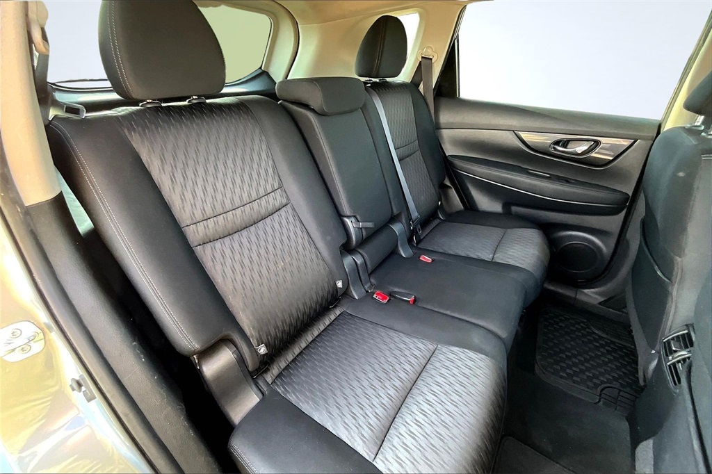 2019 Nissan Rogue SV Gray at Don Davis Chevrolet GMC