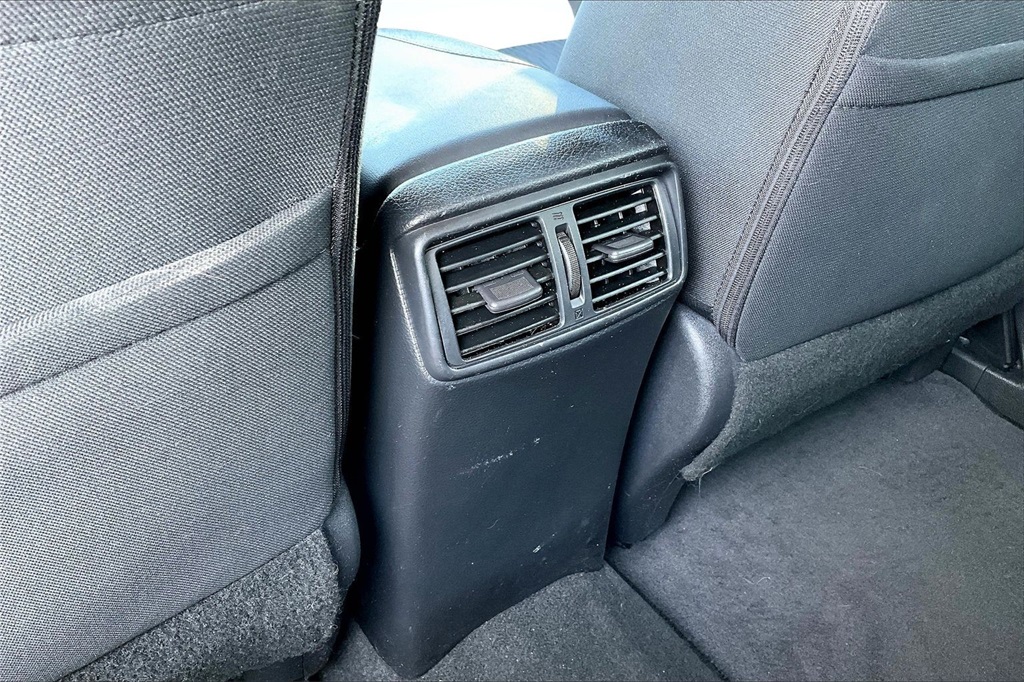 2019 Nissan Rogue SV Gray at Don Davis Chevrolet GMC