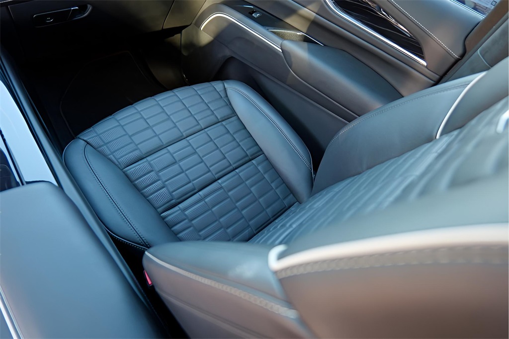 Used Car 2024 Cadillac Escalade  V-series For Sale Under $140,000 In Austin, Texas