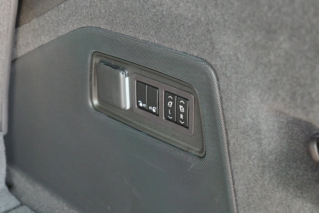 Used Car 2024 Cadillac Escalade  V-series For Sale Under $140,000 In Austin, Texas