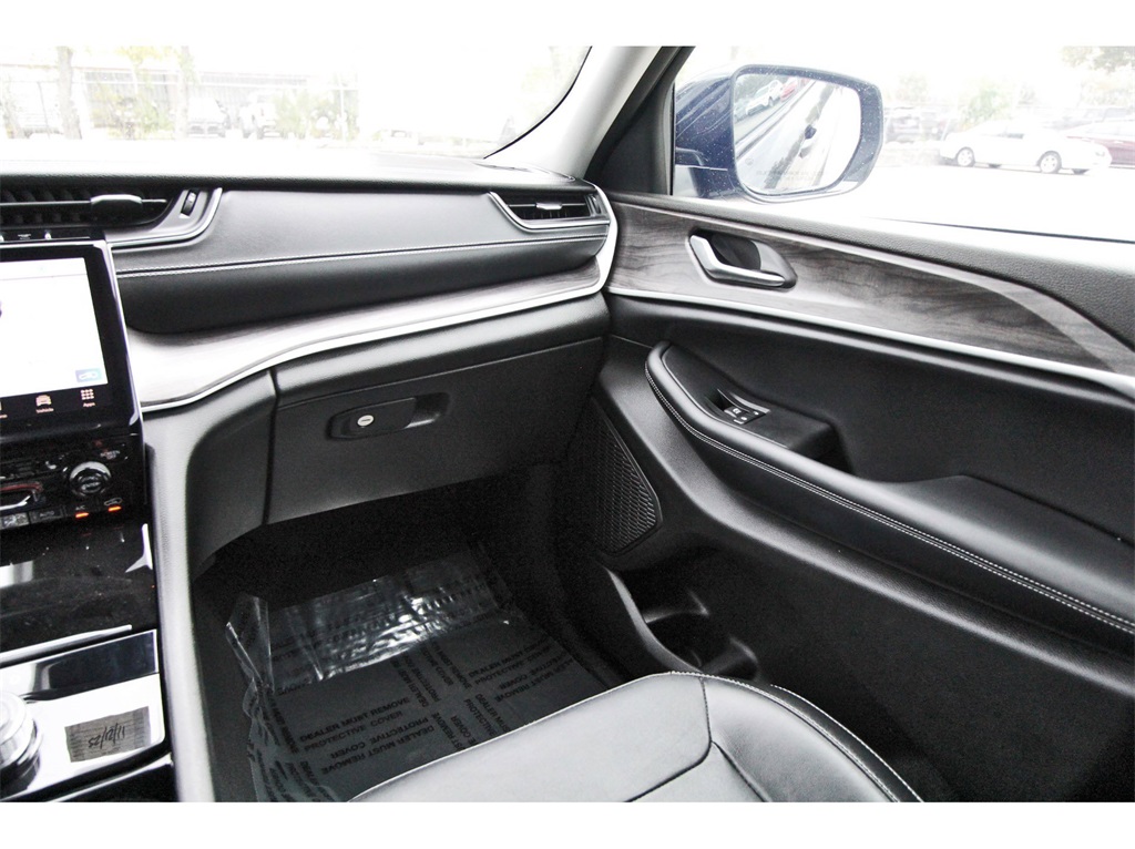 2023 Jeep Grand Cherokee L Limited - 9