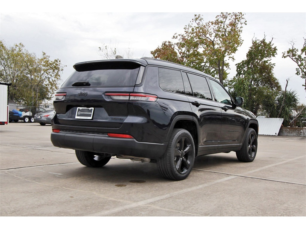 2023 Jeep Grand Cherokee L Limited - 3
