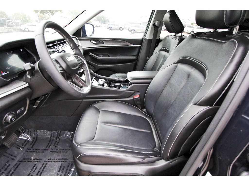 2023 Jeep Grand Cherokee L Limited - 5