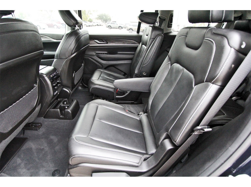 2023 Jeep Grand Cherokee L Limited - 6