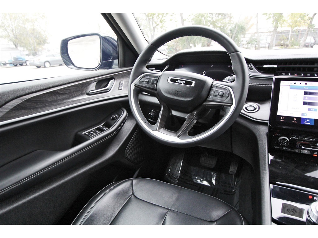 2023 Jeep Grand Cherokee L Limited - 7