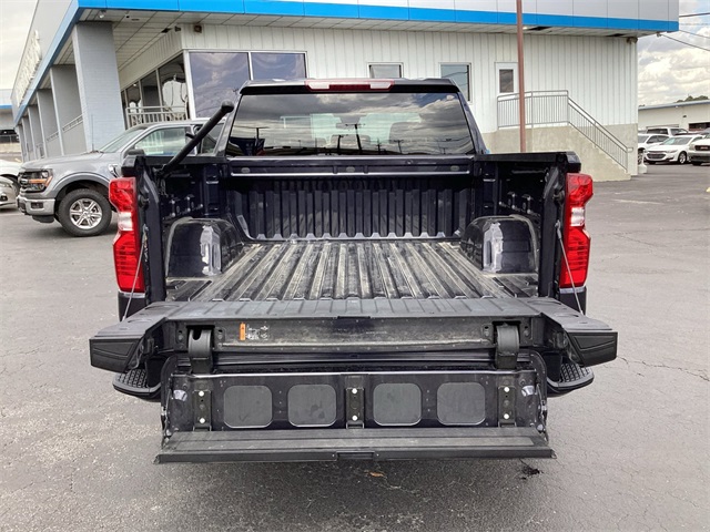 Used Car 2023 Chevrolet Silverado 1500  Custom For Sale Under $35,000 In San Antonio, Texas