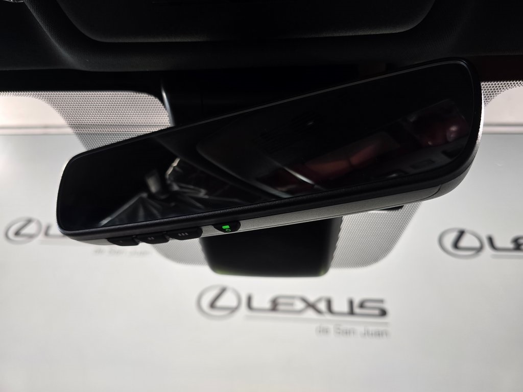 Thumbnail: 2025 Lexus IS - 20