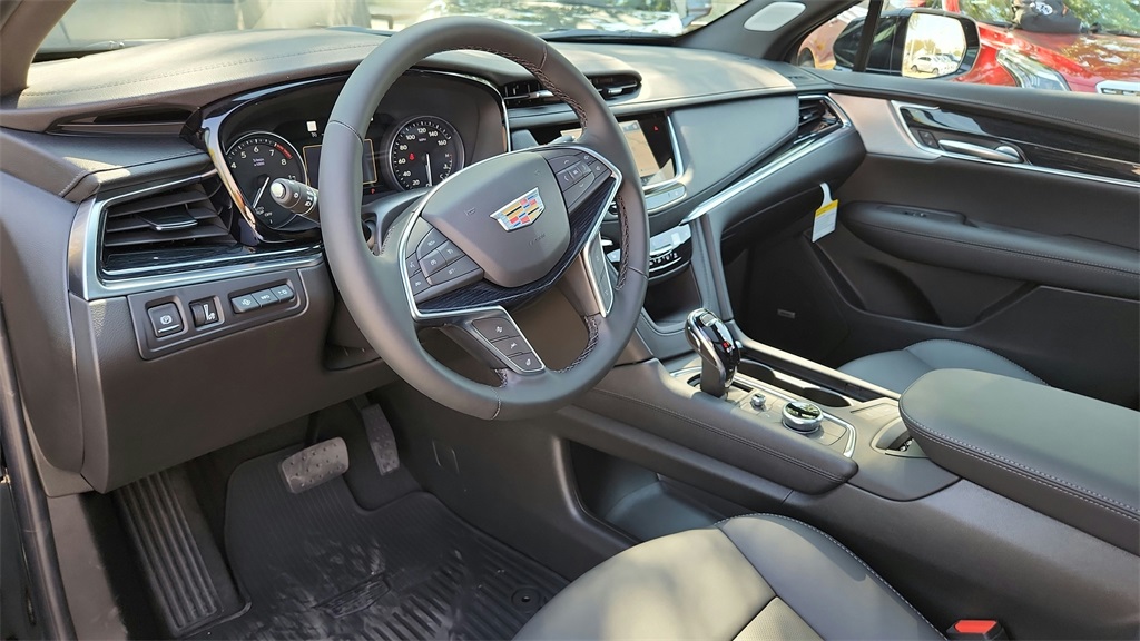 2025 Cadillac XT5