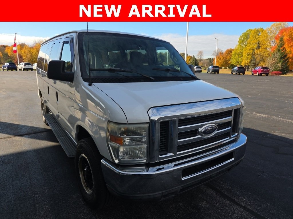 2010 Ford E-Series Econoline Wagon XLT