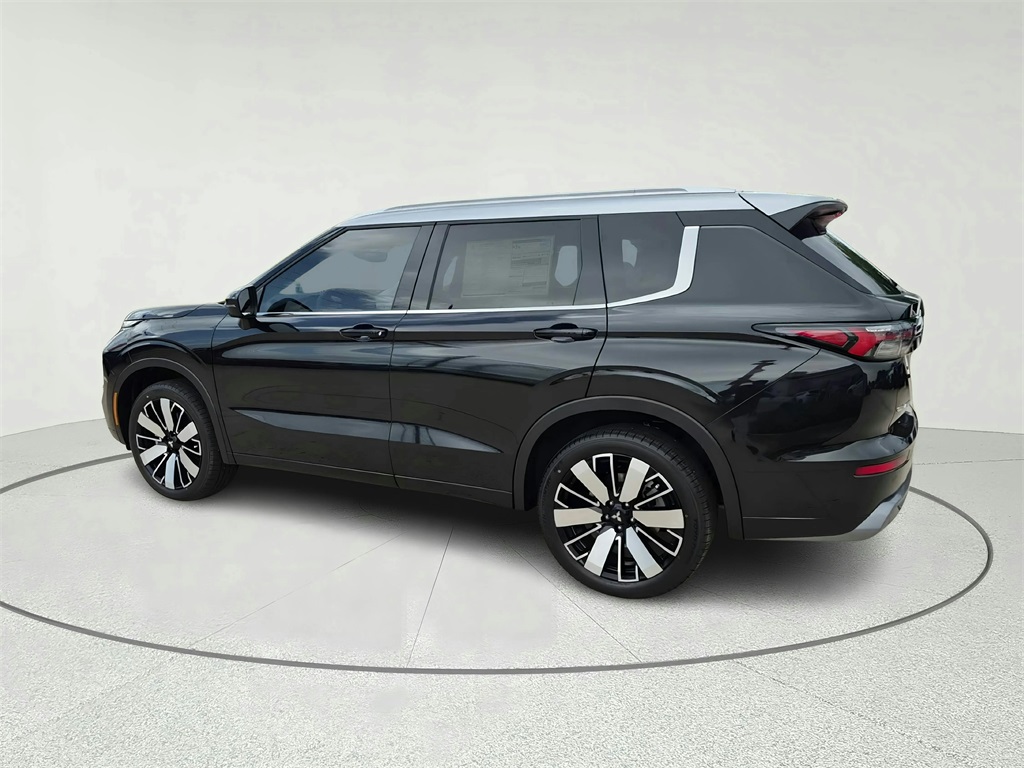 2025 Mitsubishi Outlander SEL - 7