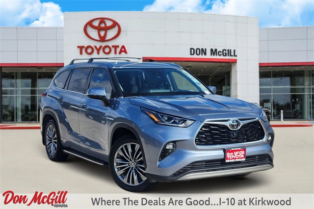 2021 Toyota Highlander Platinum  at Tom Peacock Cadillac