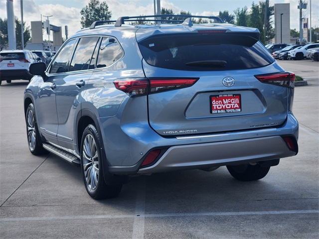 2021 Toyota Highlander Platinum  at Tom Peacock Cadillac