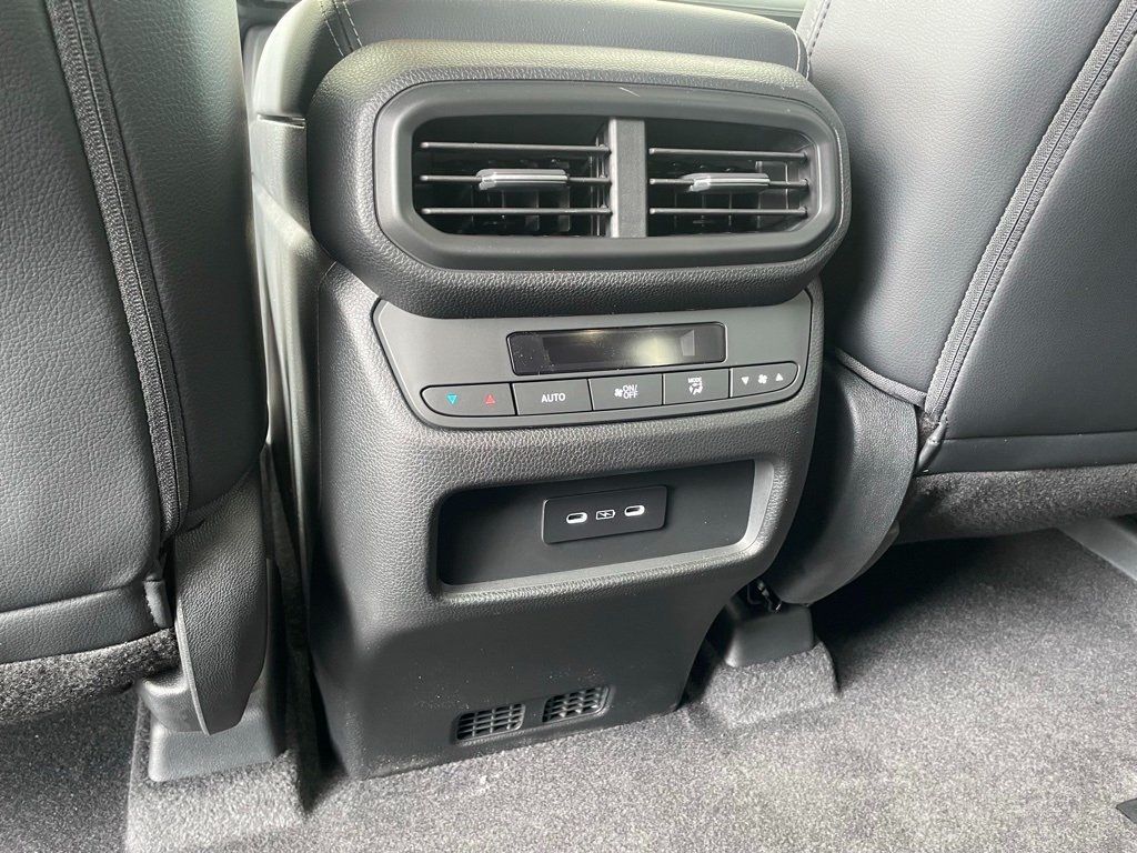 Thumbnail: 2025 Honda Pilot - 17