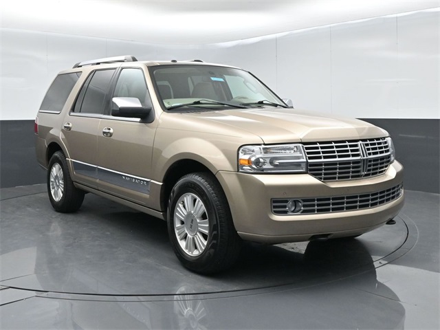 2014 Lincoln Navigator Base