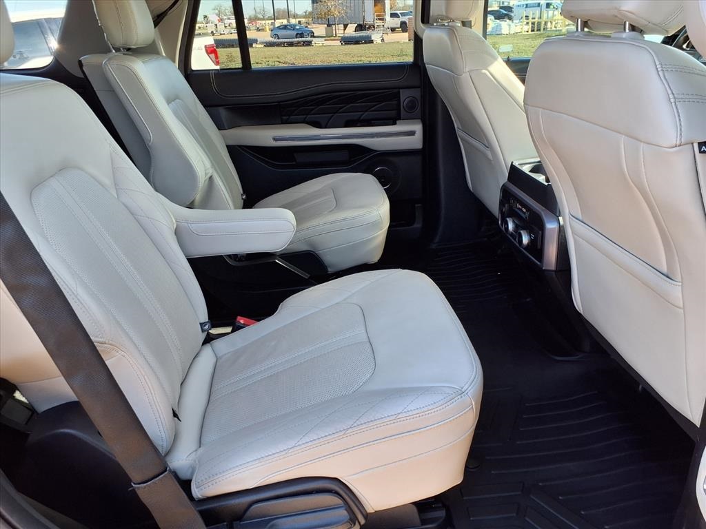 2020 Ford Expedition Platinum Gold at Bayway Cadillac Southwest