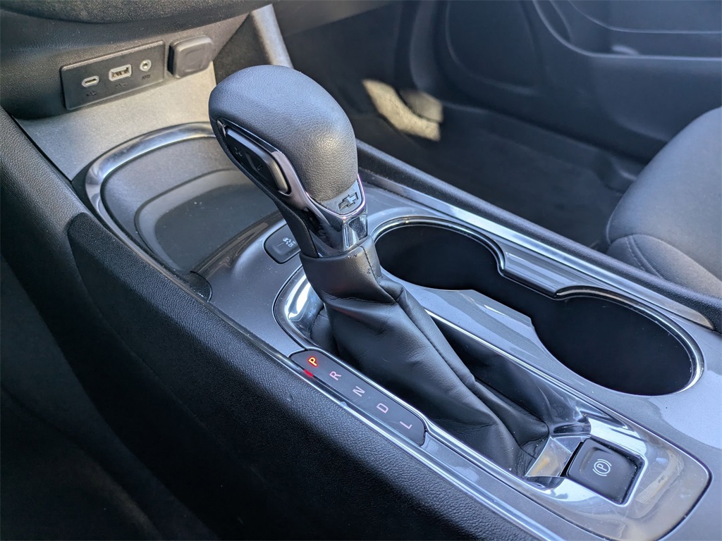 Used 2024 Chevrolet Malibu For Sale in Findlay, OH