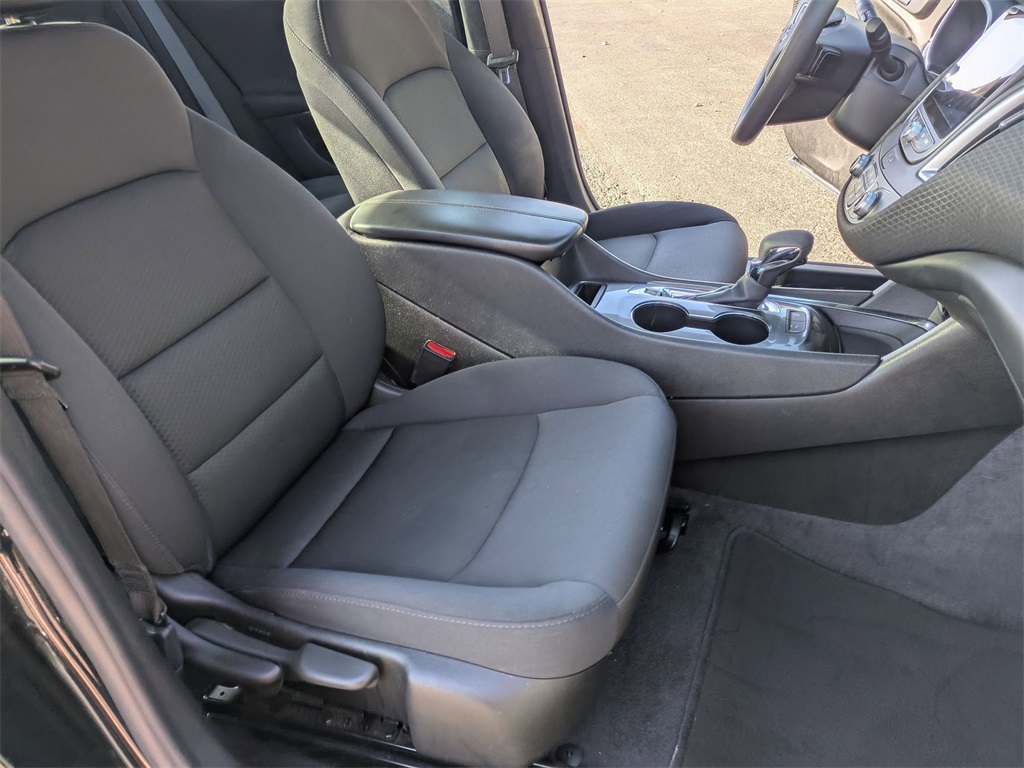 Used 2024 Chevrolet Malibu For Sale in Findlay, OH