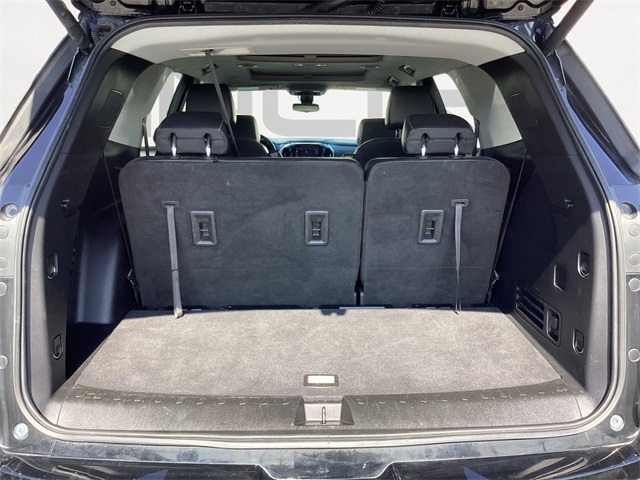 Used Car 2021 Chevrolet Traverse  Premier For Sale Under $30,000 In San Antonio, Texas