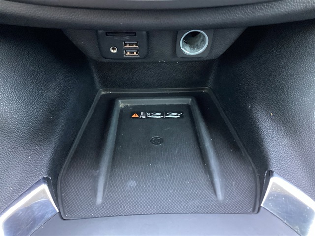 Used Car 2021 Chevrolet Traverse  Premier For Sale Under $30,000 In San Antonio, Texas