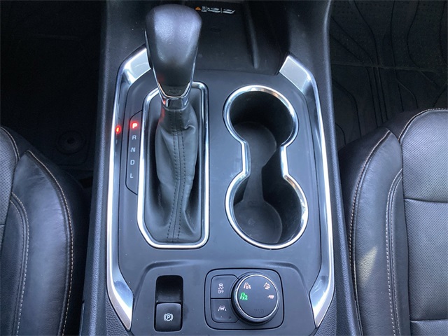 Used Car 2021 Chevrolet Traverse  Premier For Sale Under $30,000 In San Antonio, Texas