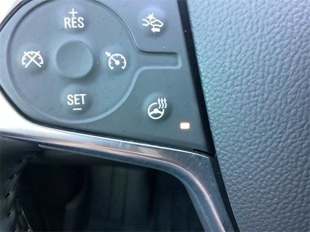 Used Car 2021 Chevrolet Traverse  Premier For Sale Under $30,000 In San Antonio, Texas