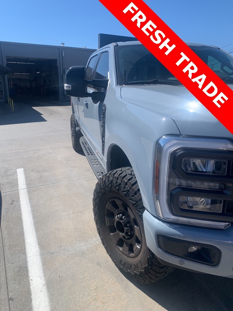 2024 Ford F-250 Super Duty Lariat Crew Cab 4WD