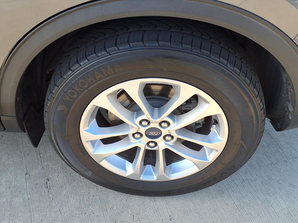 2021 Ford Escape SE Gray at Cook Ford