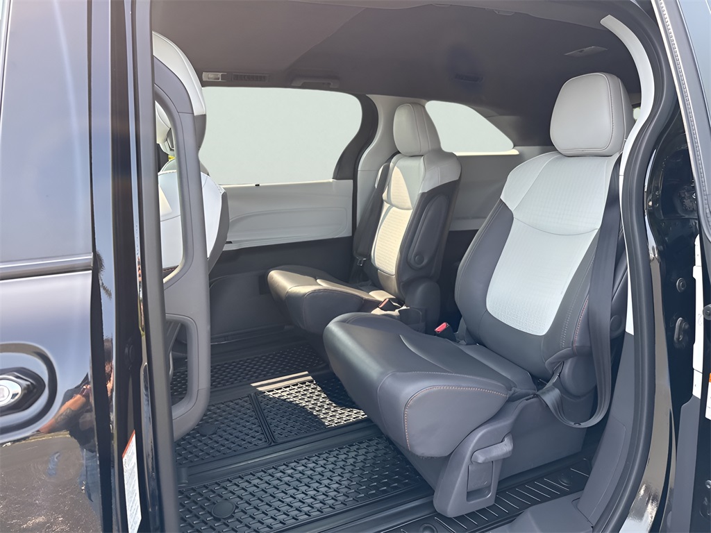 2021 Toyota Sienna