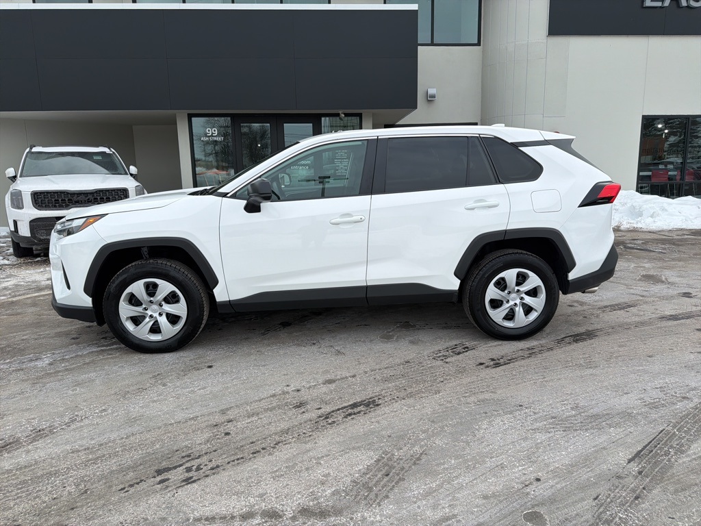 Used 2024 Toyota RAV4 LE with VIN 2T3F1RFV5RW461430 for sale in Northfield, Minnesota