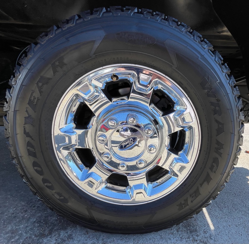 2016 Ford F-250SD Lariat White at Wharton Ford