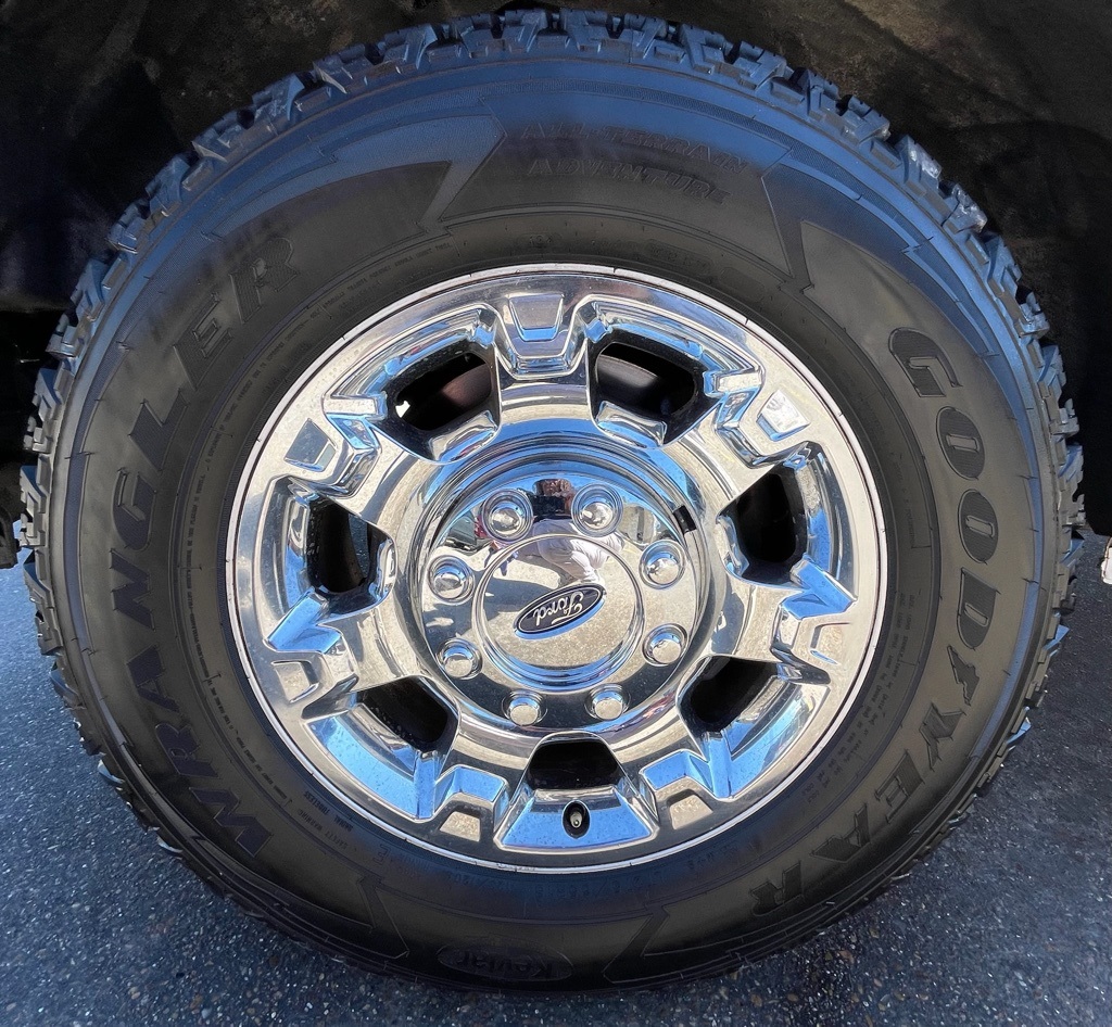 2016 Ford F-250SD Lariat White at Wharton Ford