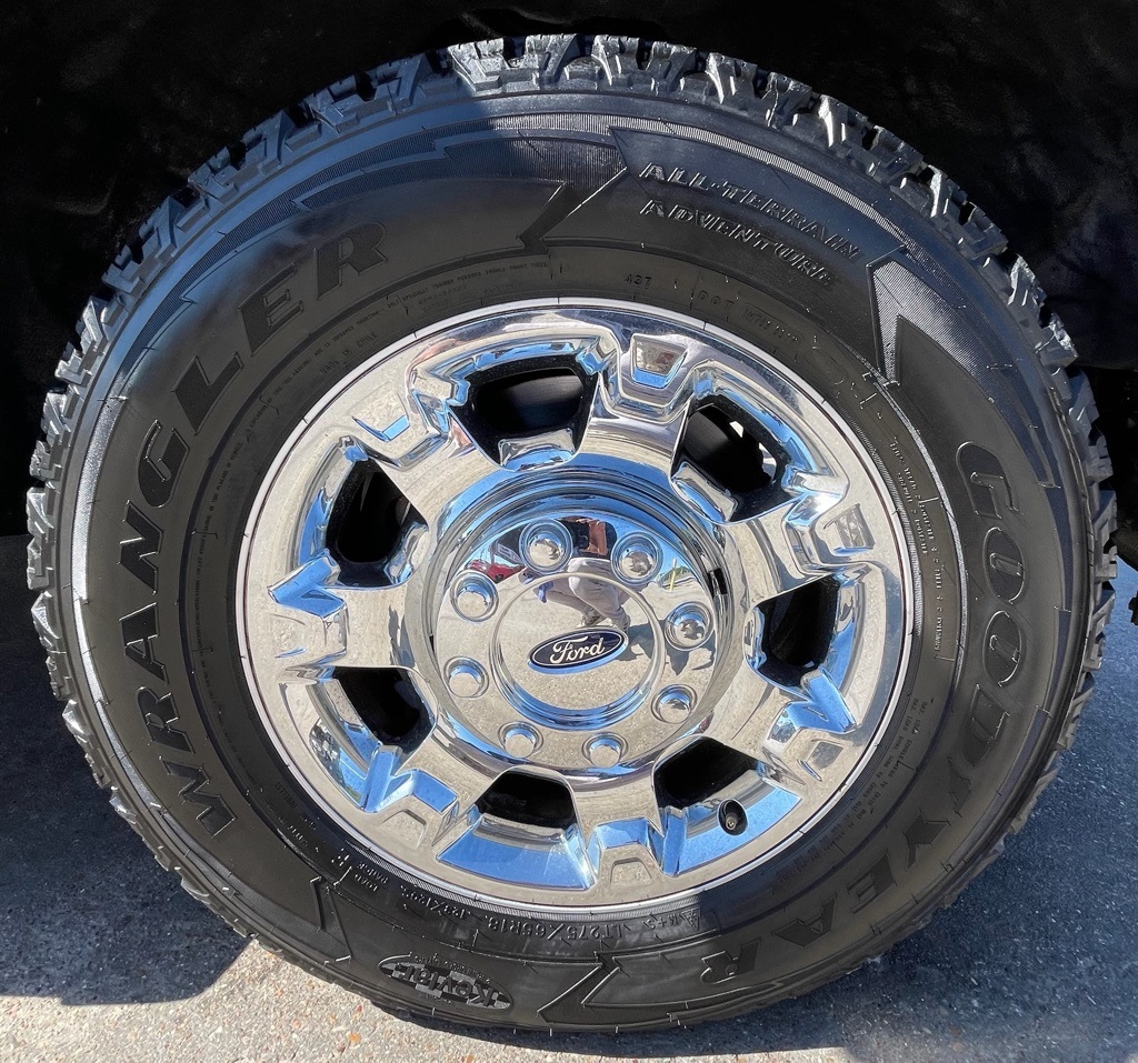 2016 Ford F-250SD Lariat White at Wharton Ford