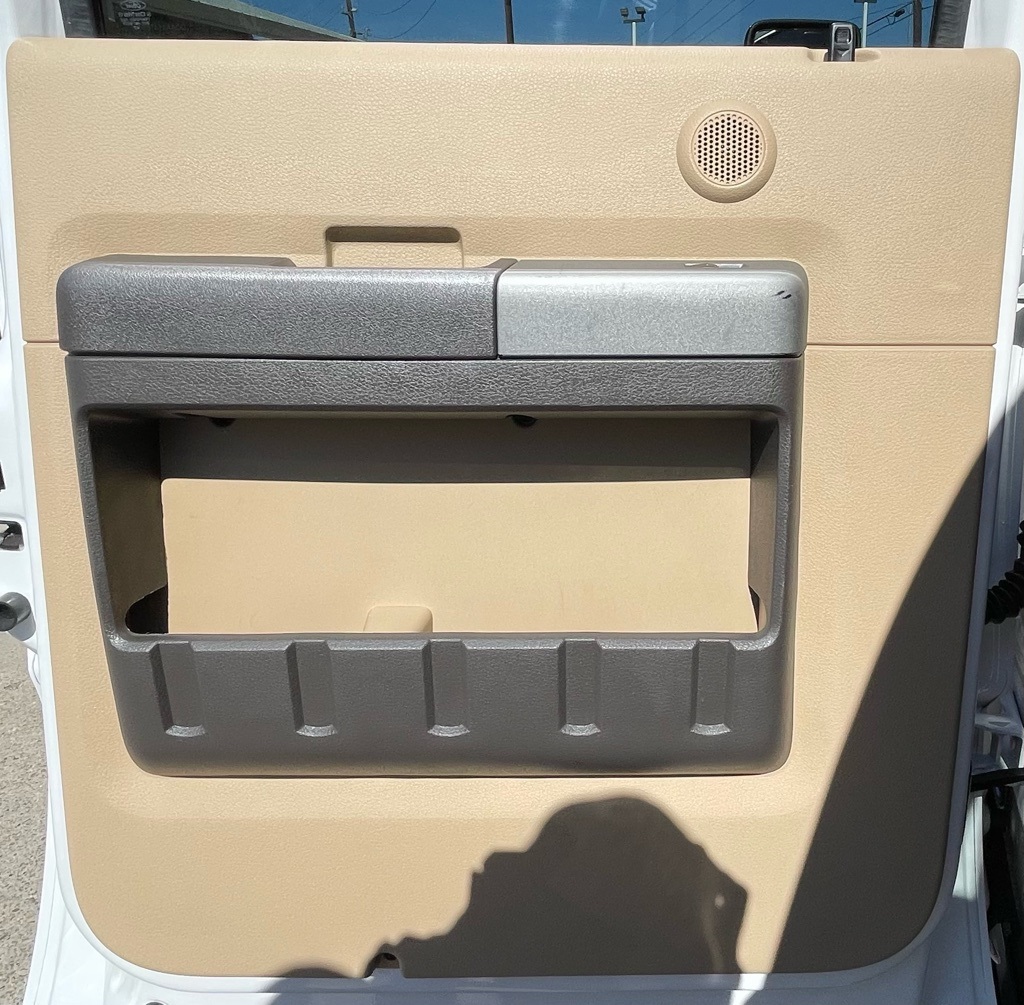 2016 Ford F-250SD Lariat White at Wharton Ford