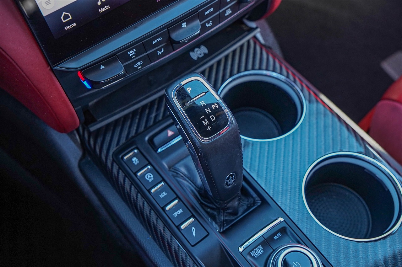 Used Car 2022 Maserati Quattroporte  Modena Q4 For Sale Under $50,000 In Austin, Texas