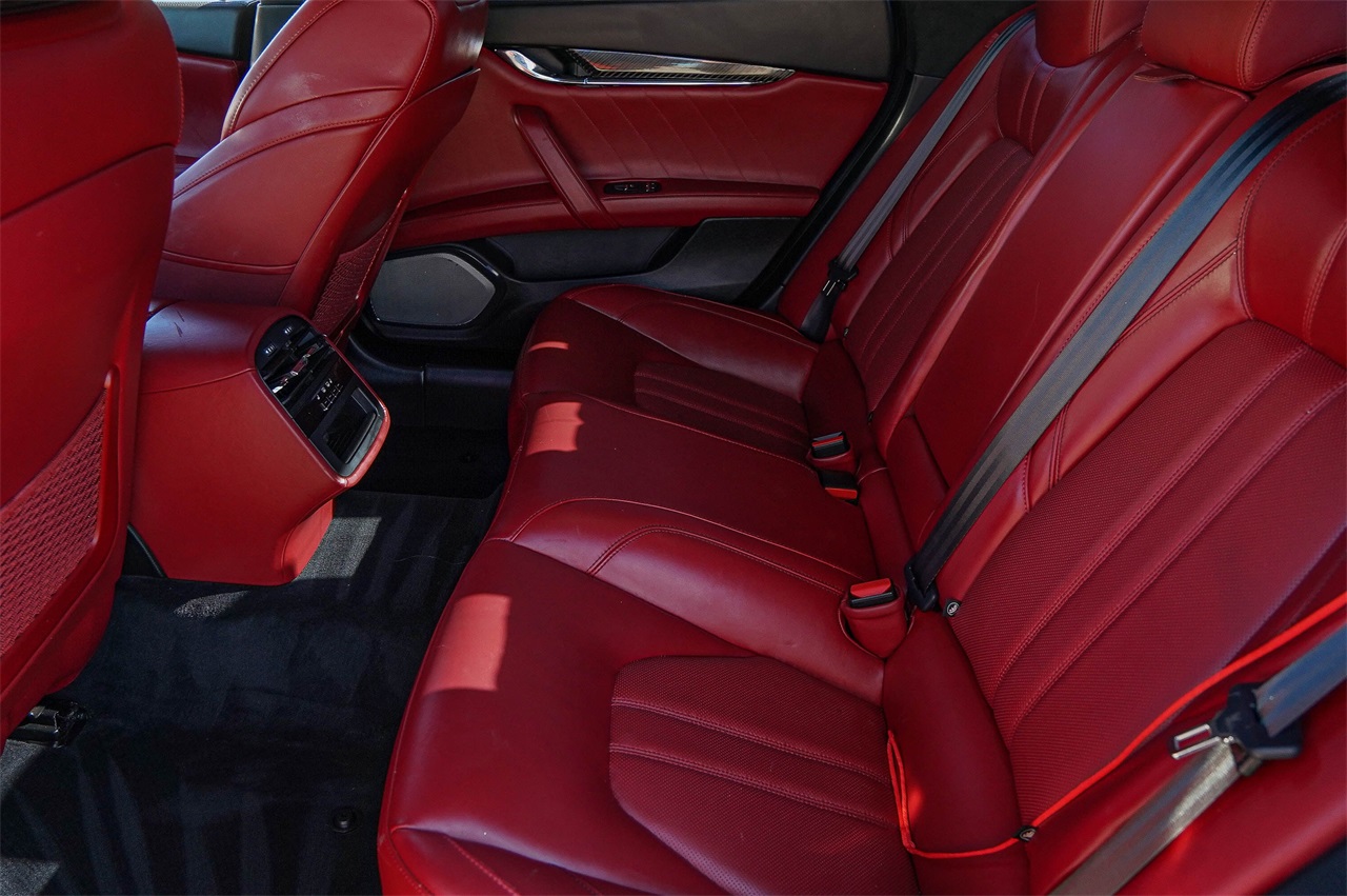 Used Car 2022 Maserati Quattroporte  Modena Q4 For Sale Under $50,000 In Austin, Texas