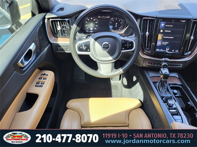 Used Car 2020 Volvo Xc60  T5 Inscription For Sale In San Antonio, Texas