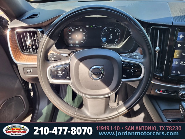 Used Car 2020 Volvo Xc60  T5 Inscription For Sale In San Antonio, Texas