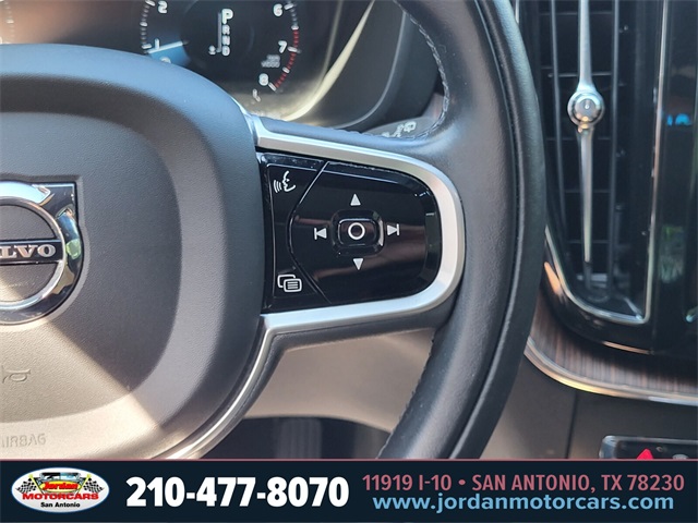Used Car 2020 Volvo Xc60  T5 Inscription For Sale In San Antonio, Texas