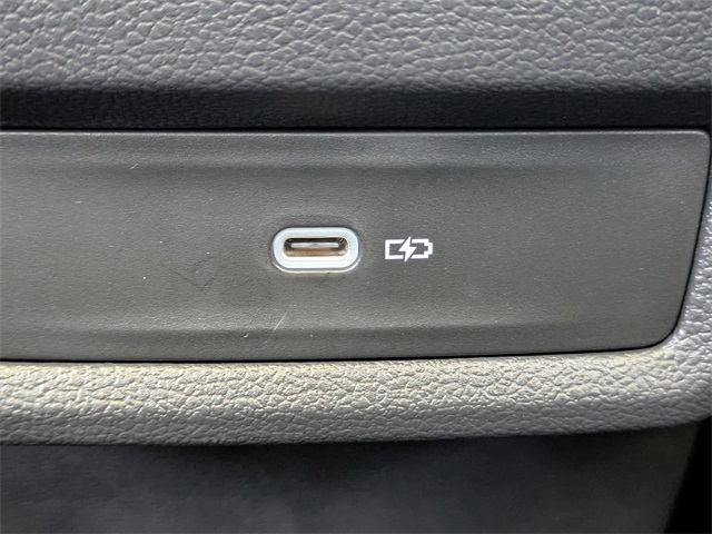 2024 Volkswagen Taos 1.5T SE Black at Stokes Volkswagen