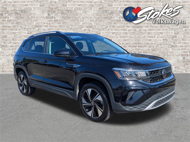 2024 Volkswagen Taos 1.5T SE Black at Stokes Volkswagen