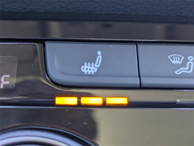 2024 Volkswagen Taos 1.5T SE Black at Stokes Volkswagen