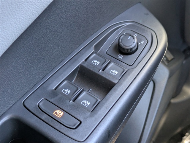 2024 Volkswagen Taos 1.5T SE Black at Stokes Volkswagen