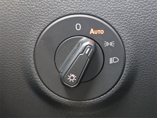 2024 Volkswagen Taos 1.5T SE Black at Stokes Volkswagen