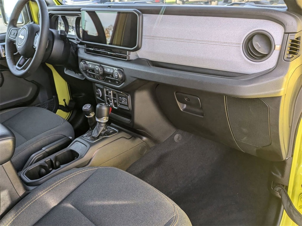 Used 2024 Jeep Wrangler For Sale in Findlay, OH