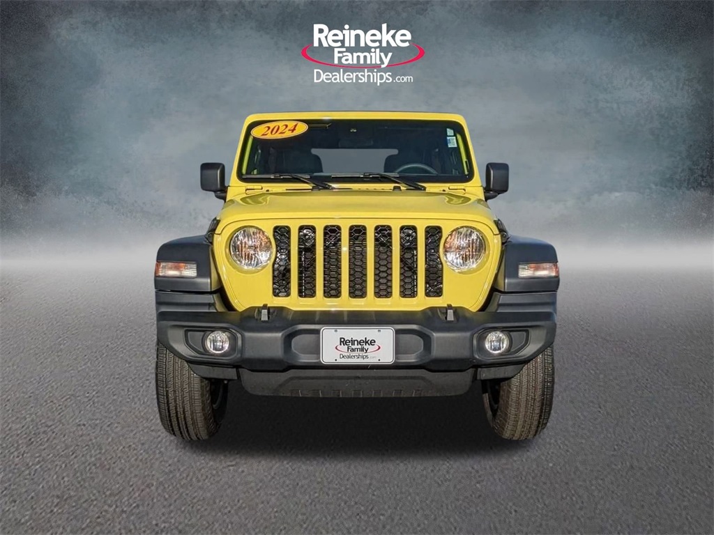 Used 2024 Jeep Wrangler For Sale in Findlay, OH