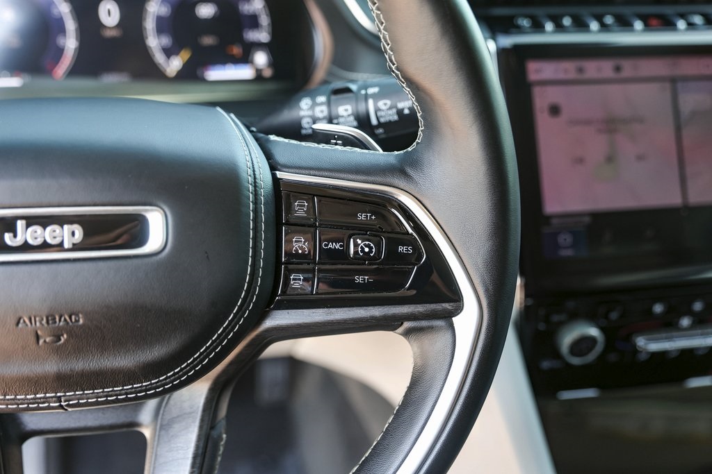 2022 Jeep Grand Cherokee L  Overland In Austin, Texas