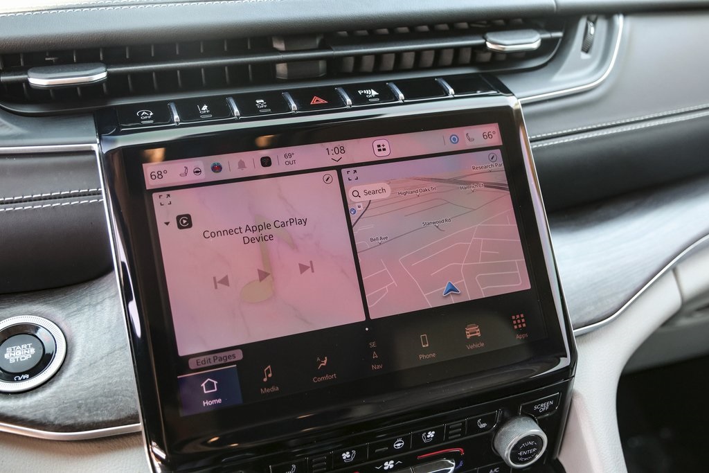 2022 Jeep Grand Cherokee L  Overland In Austin, Texas