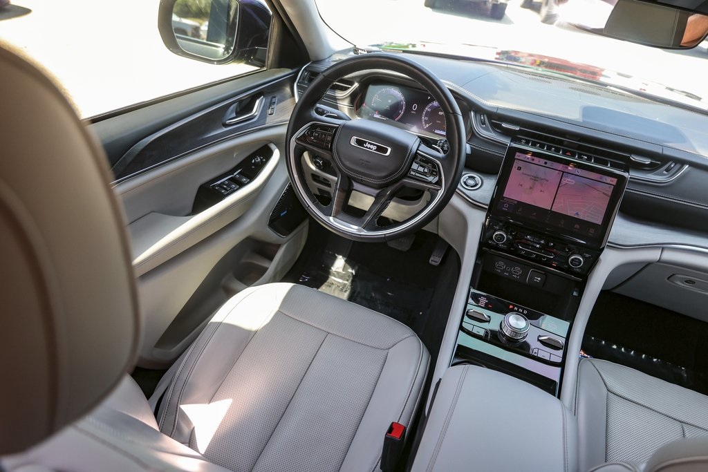 2022 Jeep Grand Cherokee L  Overland In Austin, Texas