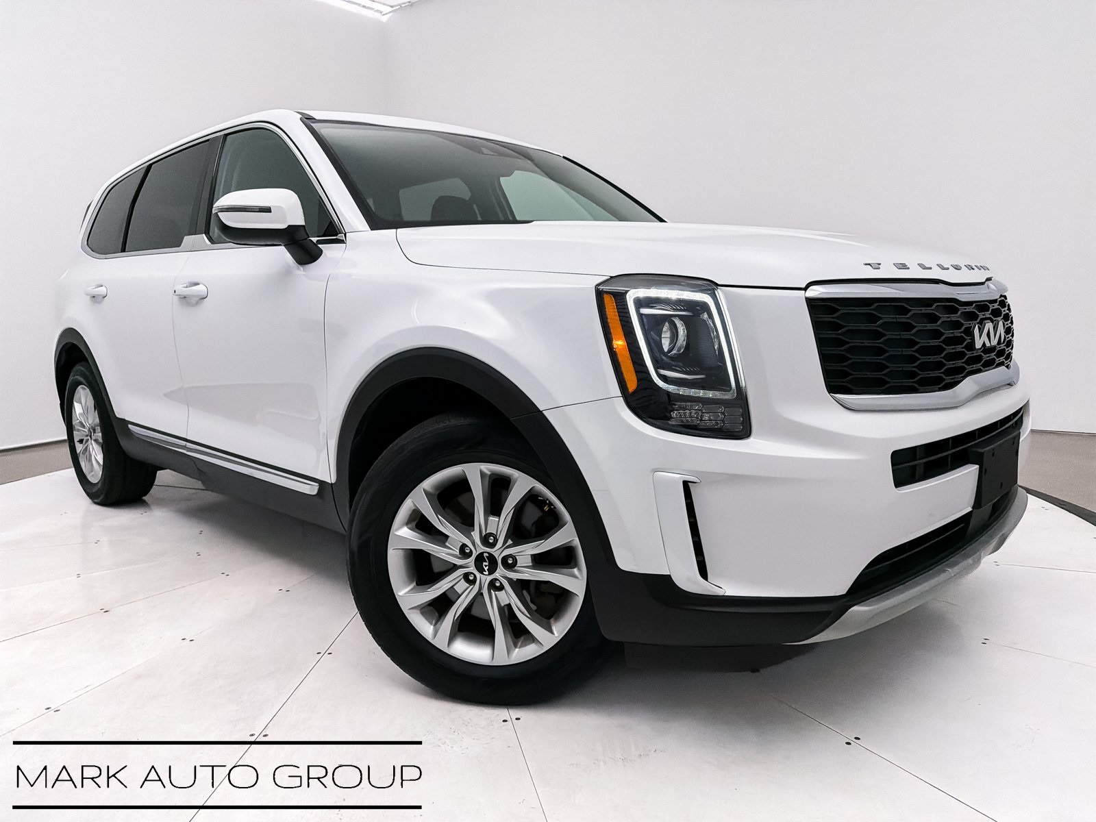 2022 Kia Telluride LX